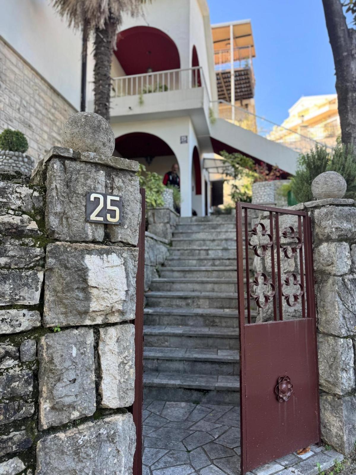 Studio Apartment Palma ヘルツェグ・ノヴィ エクステリア 写真
