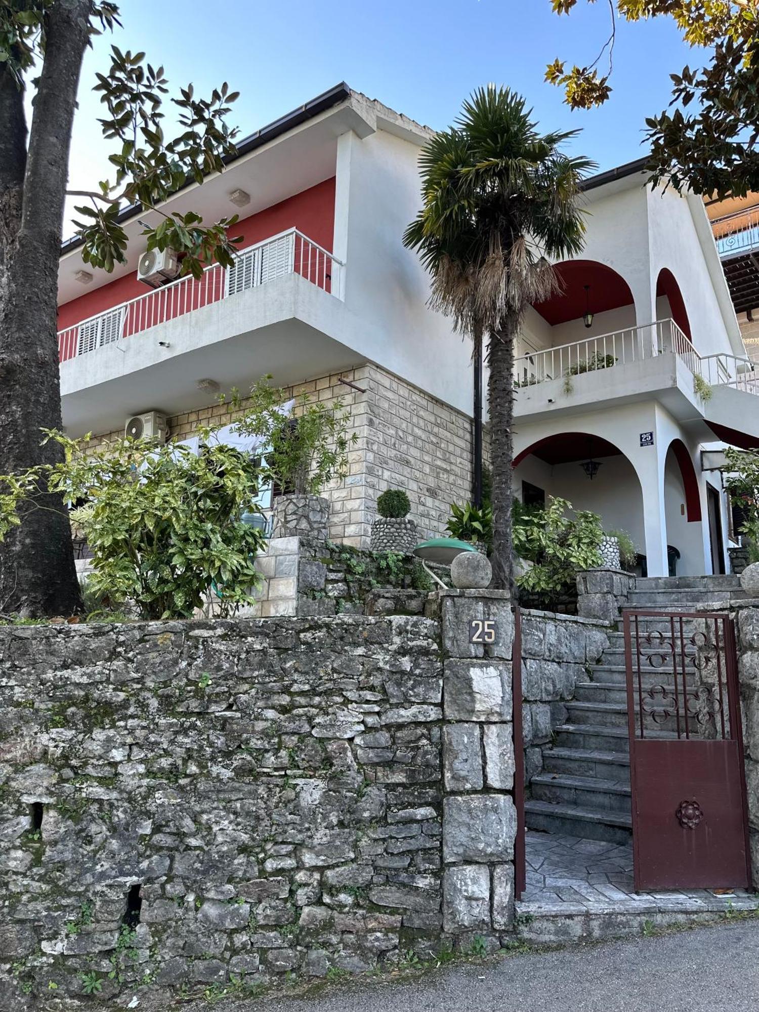 Studio Apartment Palma ヘルツェグ・ノヴィ エクステリア 写真